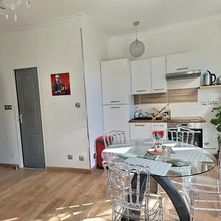Appartement De Charme Avec Balcon Au Pied Des Commerces Béziers Kültér fotó