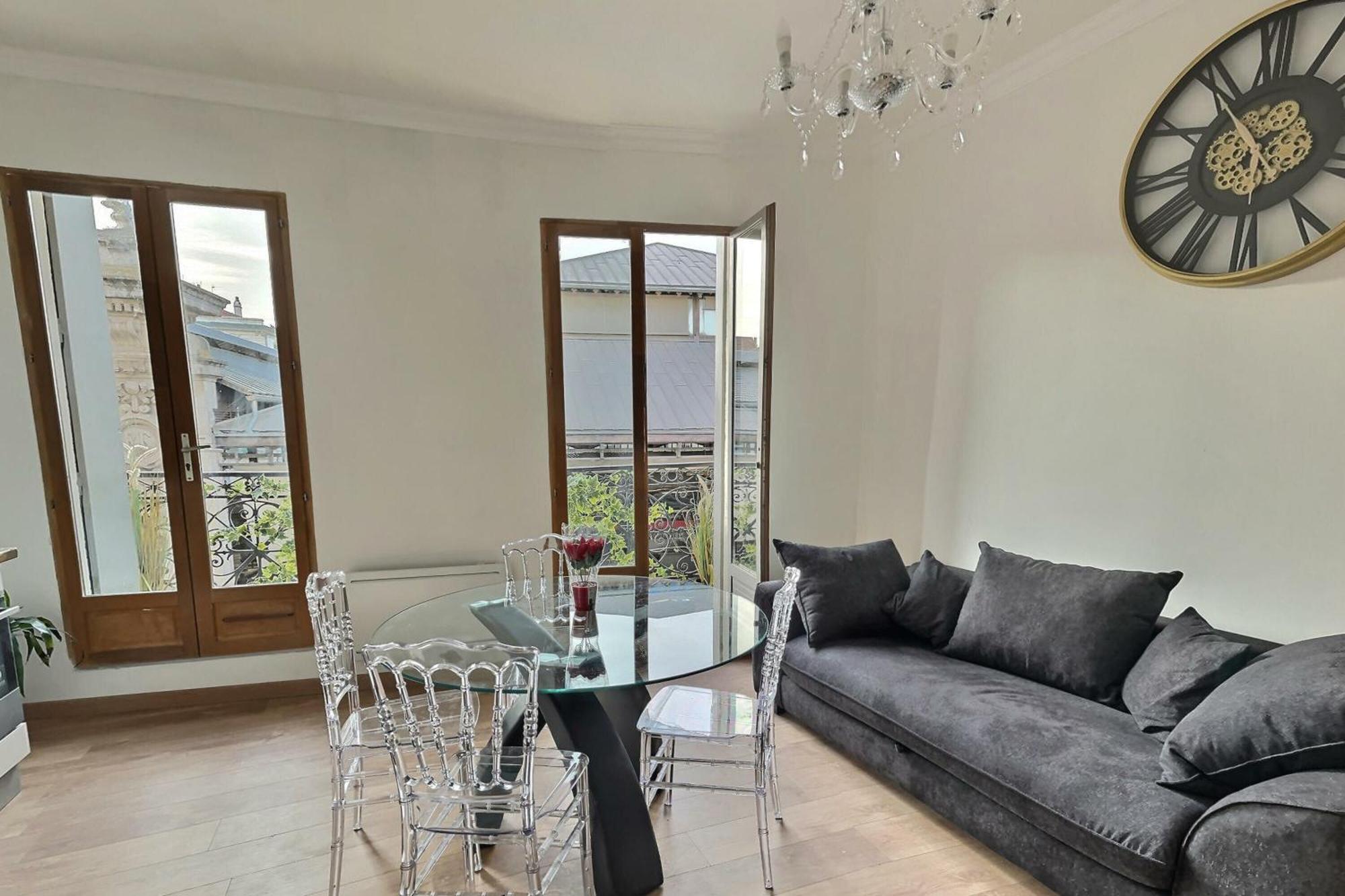 Appartement De Charme Avec Balcon Au Pied Des Commerces Béziers Kültér fotó