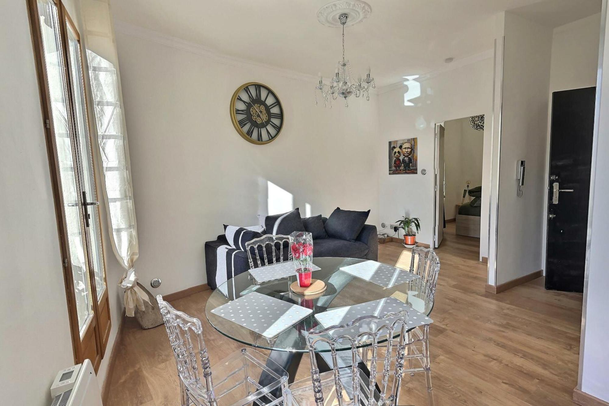 Appartement De Charme Avec Balcon Au Pied Des Commerces Béziers Kültér fotó